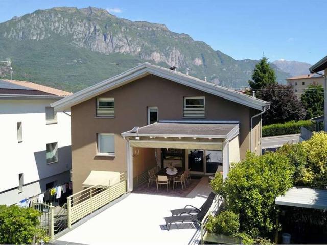 Villa in vendita a Gianico BS