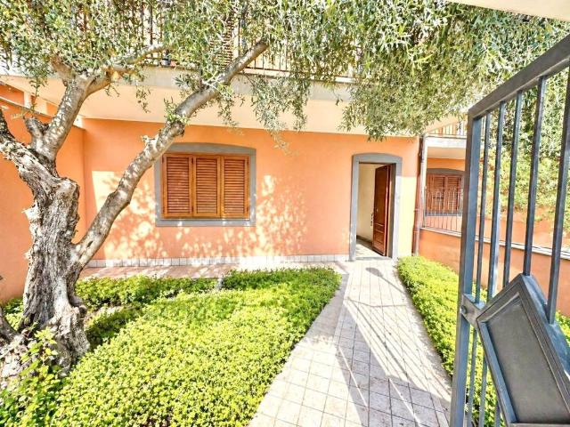 Villa in vendita a Giarre CT