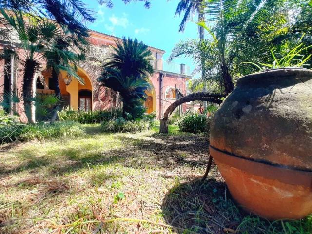 Villa in vendita a Giarre CT