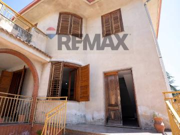 Villa in vendita a Giarre