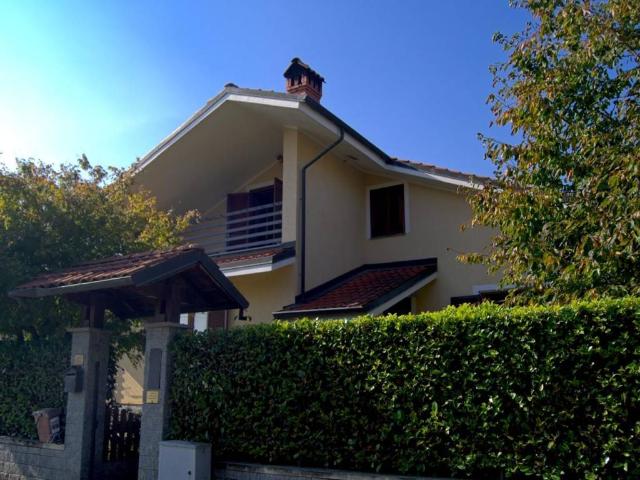 Villa in vendita a Giaveno TO
