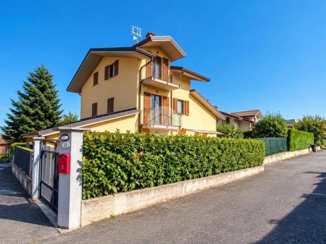 Villa in vendita a Giaveno TO