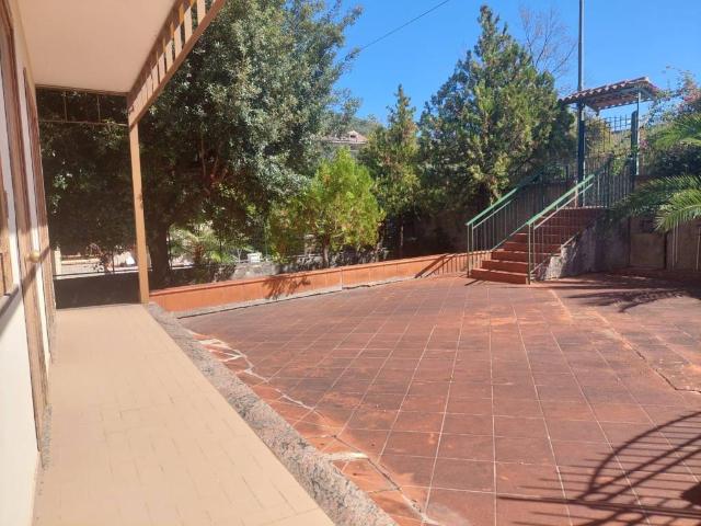 Villa in vendita a Giffoni Sei Casali SA