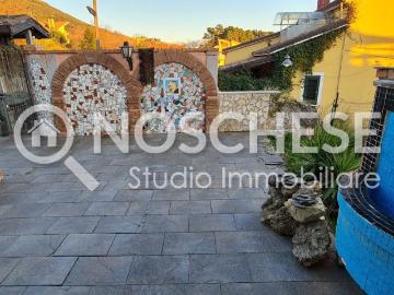 Villa in vendita a Giffoni Sei Casali SA
