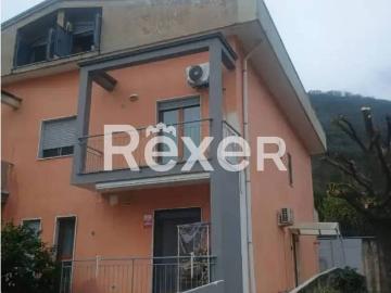 Villa in vendita a Giffoni Sei Casali SA