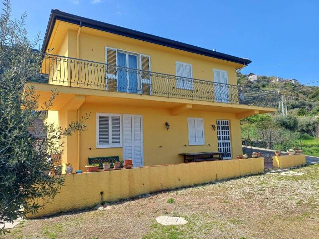 Villa in vendita a Gioiosa Marea ME