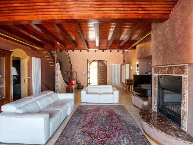 Villa in vendita a Gioiosa Marea ME