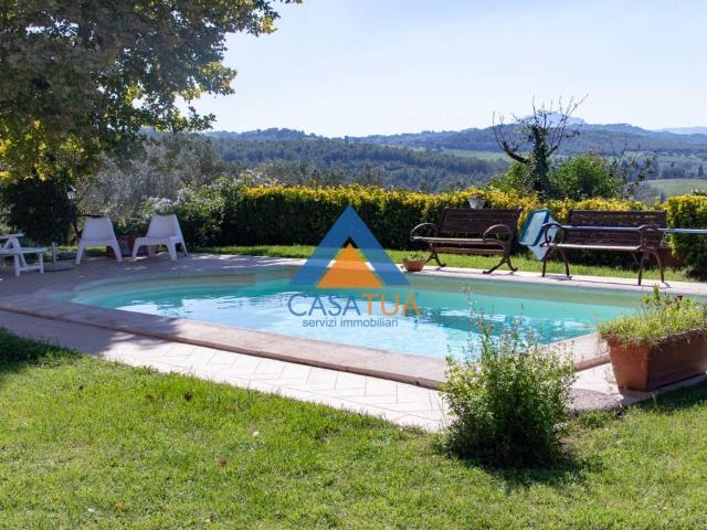 Villa in vendita a Giove TR