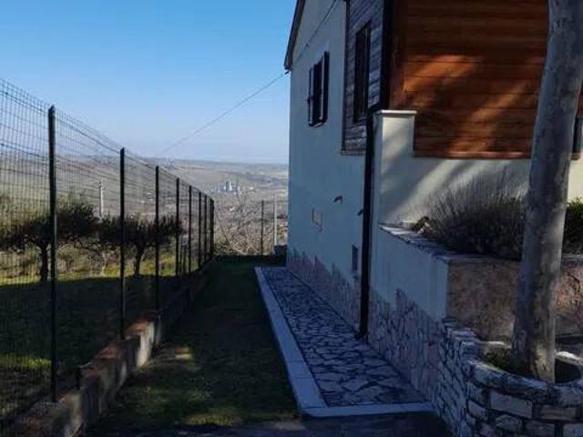Villa in vendita a Gissi CH