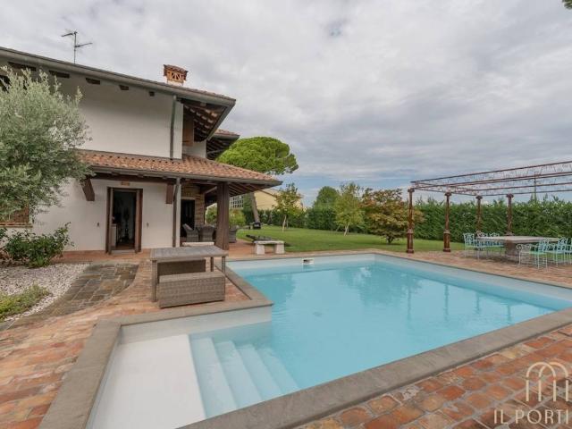 Villa in vendita a Grado GO