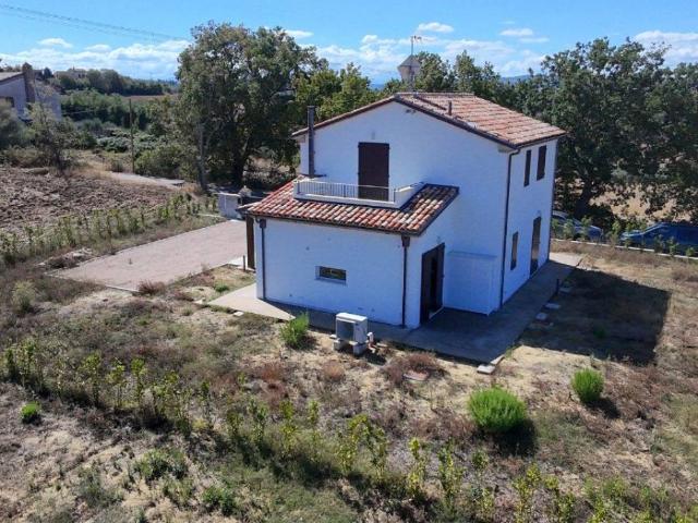Villa in vendita a Gradara PU