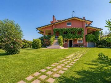 Villa in vendita a Gradara PU