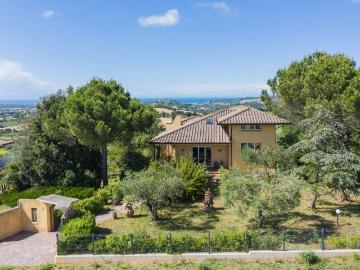 Villa in vendita a Gradara PU