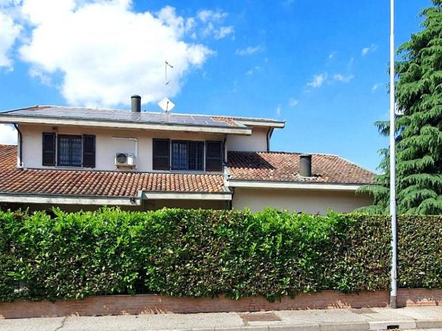 Villa in vendita a Graffignana LO