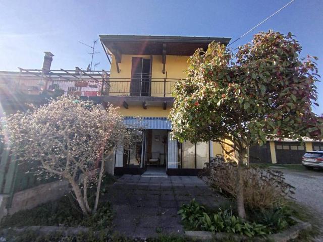 Villa in vendita a Granozzo con Monticello NO