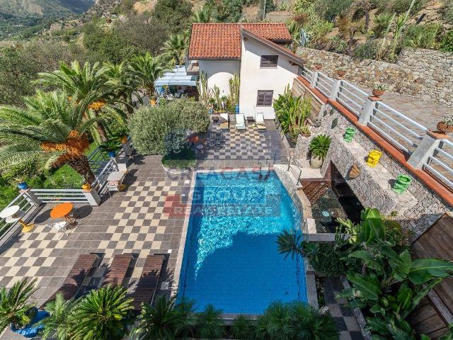 Villa in vendita a Graniti