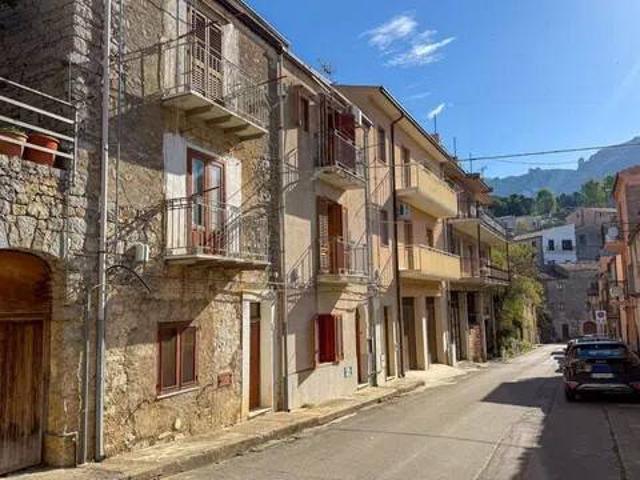 Villa in vendita a Gratteri PA