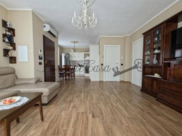 Villa in vendita a Gravellona Lomellina PV