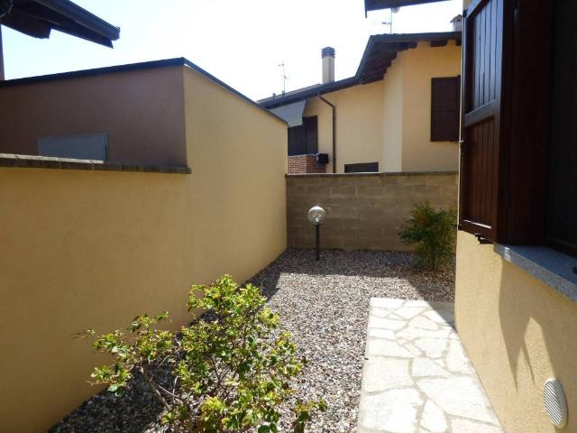 Villa in vendita a Gravellona Lomellina PV