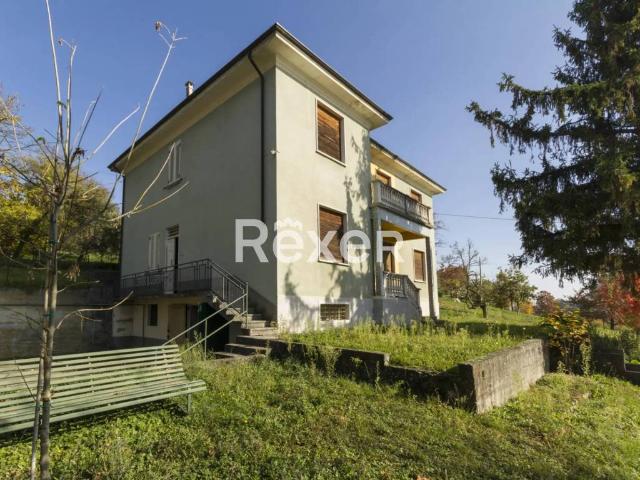 Villa in vendita a Grazzano Badoglio AT