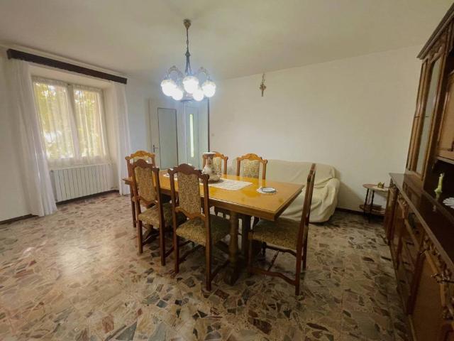 Villa in vendita a Gremiasco AL