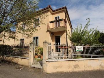 Villa in vendita a Grezzana VR