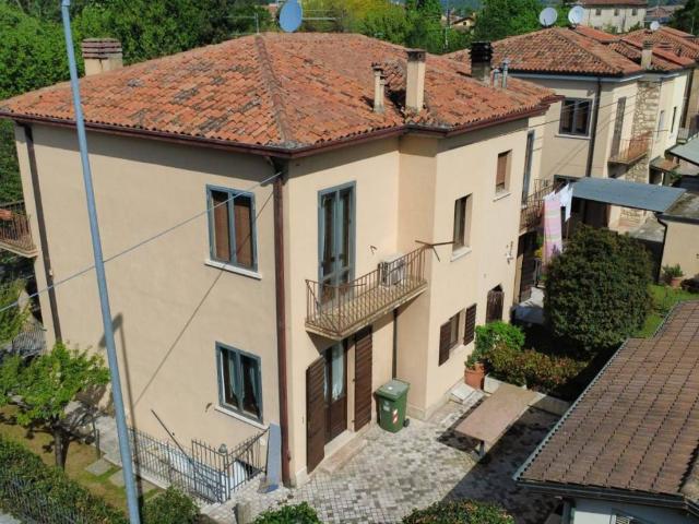Villa in vendita a Grezzana VR