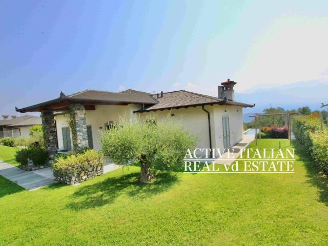 Villa in vendita a Griante CO
