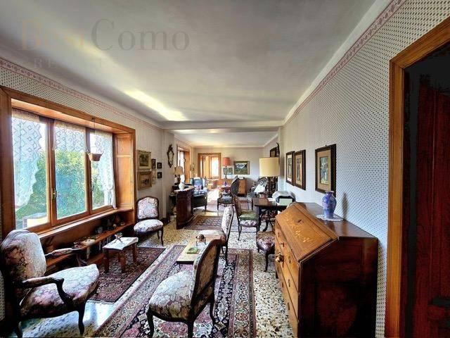 Villa in vendita a Griante CO
