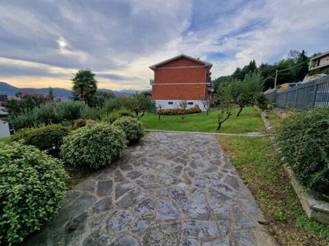 Villa in vendita a Grignasco NO