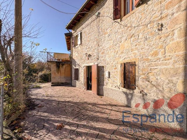 Villa in vendita a Grizzana Morandi BO