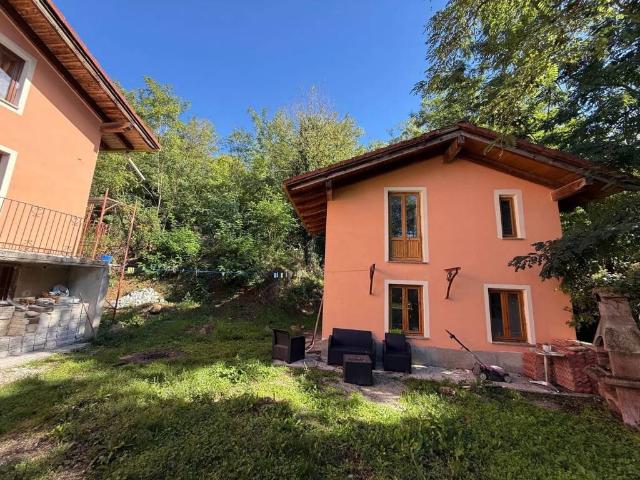 Villa in vendita a Grognardo AL