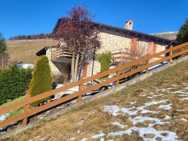 Villa in vendita a Grone BG