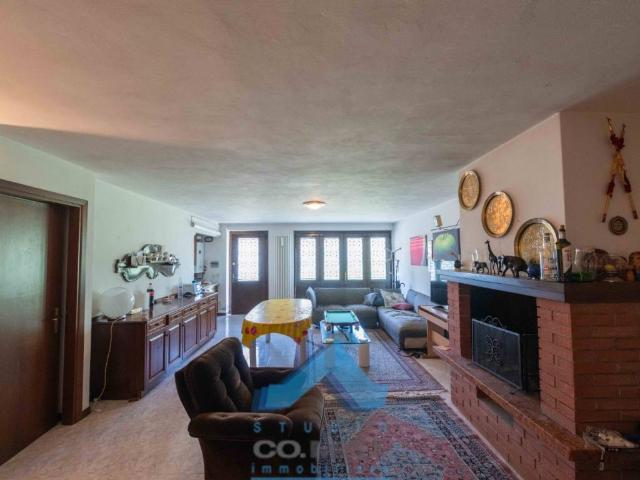 Villa in vendita a Grone BG