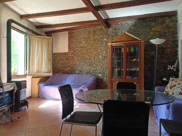 Villa in vendita a Gropparello PC