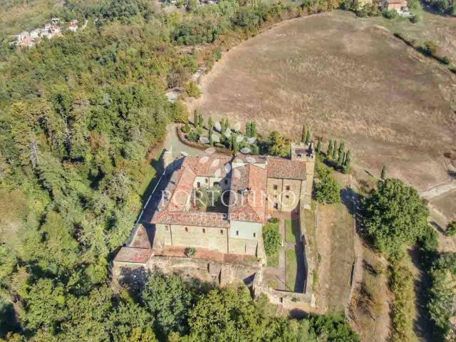 Villa in vendita a Gropparello PC