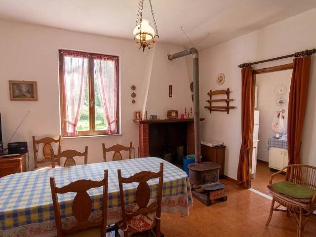 Villa in vendita a Gropparello PC