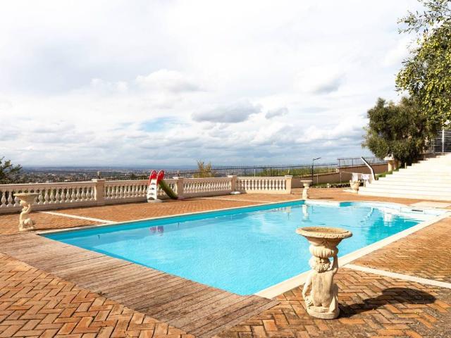 Villa in vendita a Grottaferrata RM