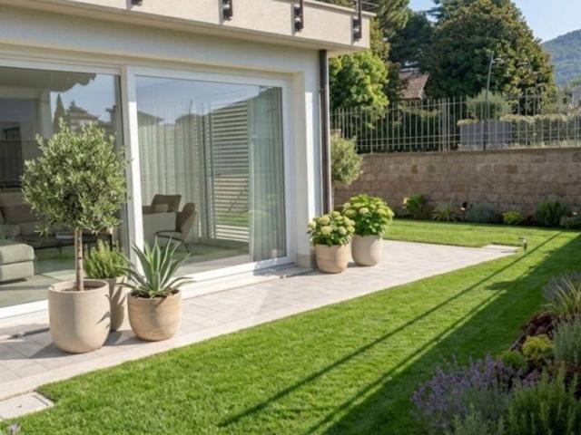 Villa in vendita a Grottaferrata RM