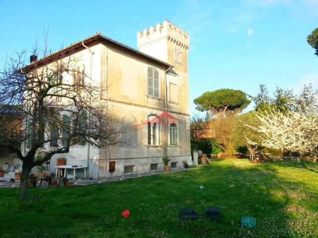 Villa in vendita a Grottaferrata RM
