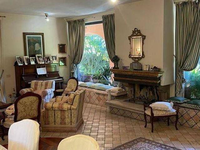 Villa in vendita a Grottaferrata RM