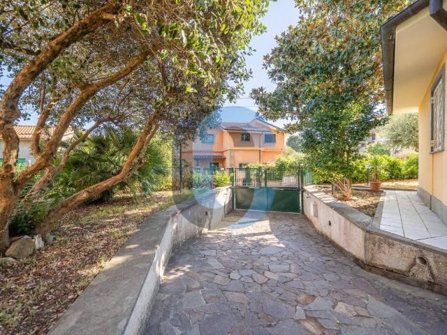 Villa in vendita a Grottaferrata RM