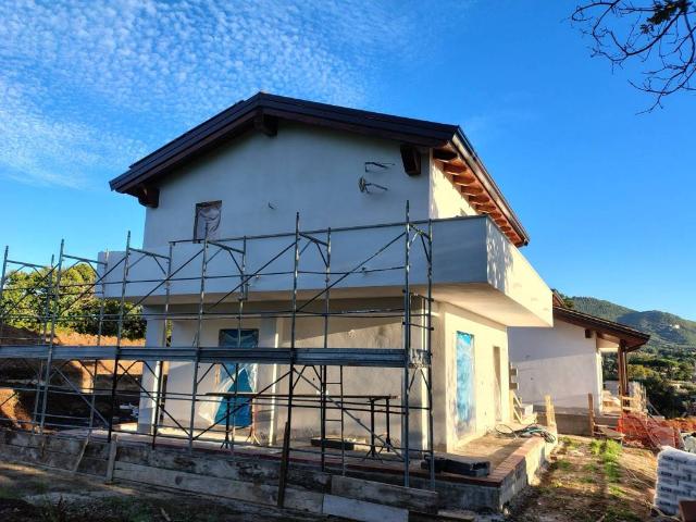 Villa in vendita a Grottaferrata RM
