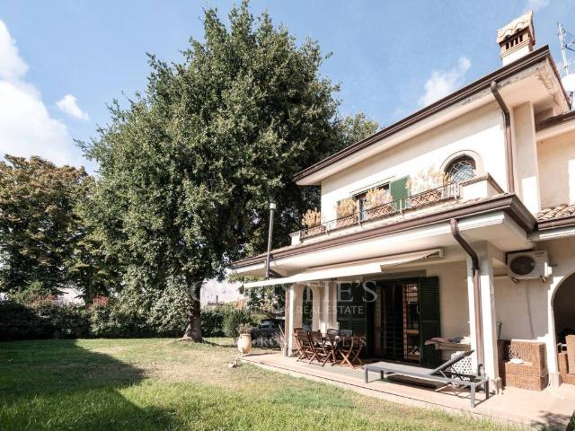 Villa in vendita a Grottaferrata RM