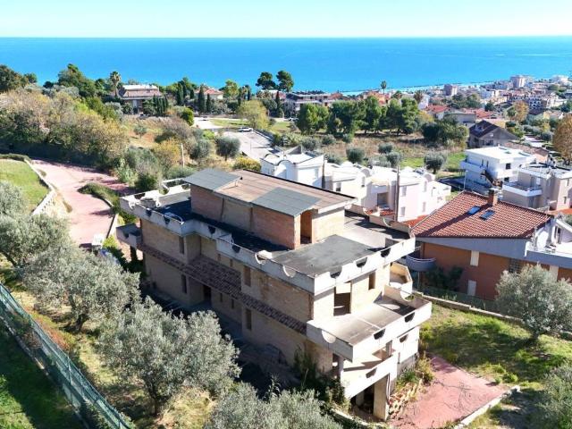 Villa in vendita a Grottammare AP