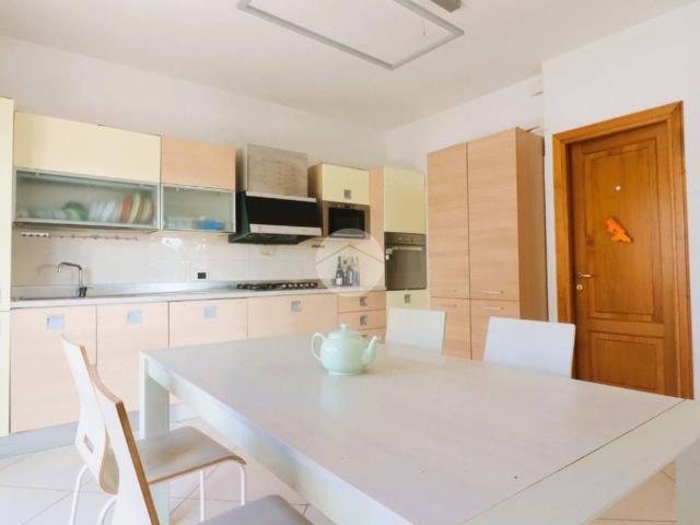Villa in vendita a Grottammare AP