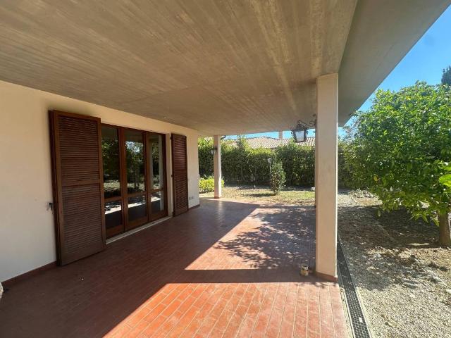 Villa in vendita a Grottammare AP