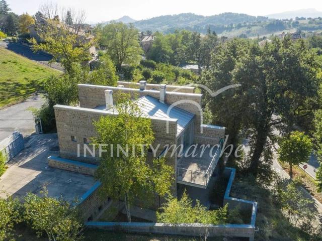 Villa in vendita a Gualdo MC
