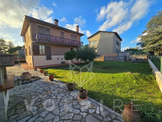Villa in vendita a Gualdo Cattaneo PG