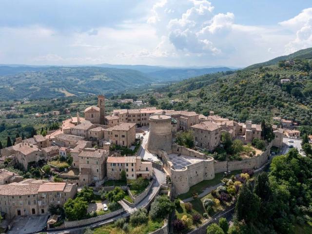 Casa indipendente in vendita a Gualdo Cattaneo PG